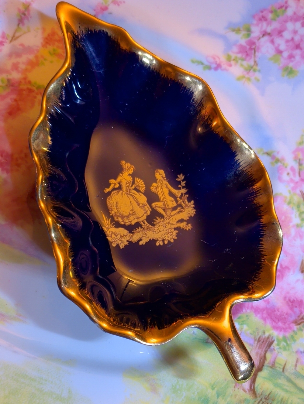 Limoges Made In France Porcelain Decorative Vintage Dish Leaf Gold 22K